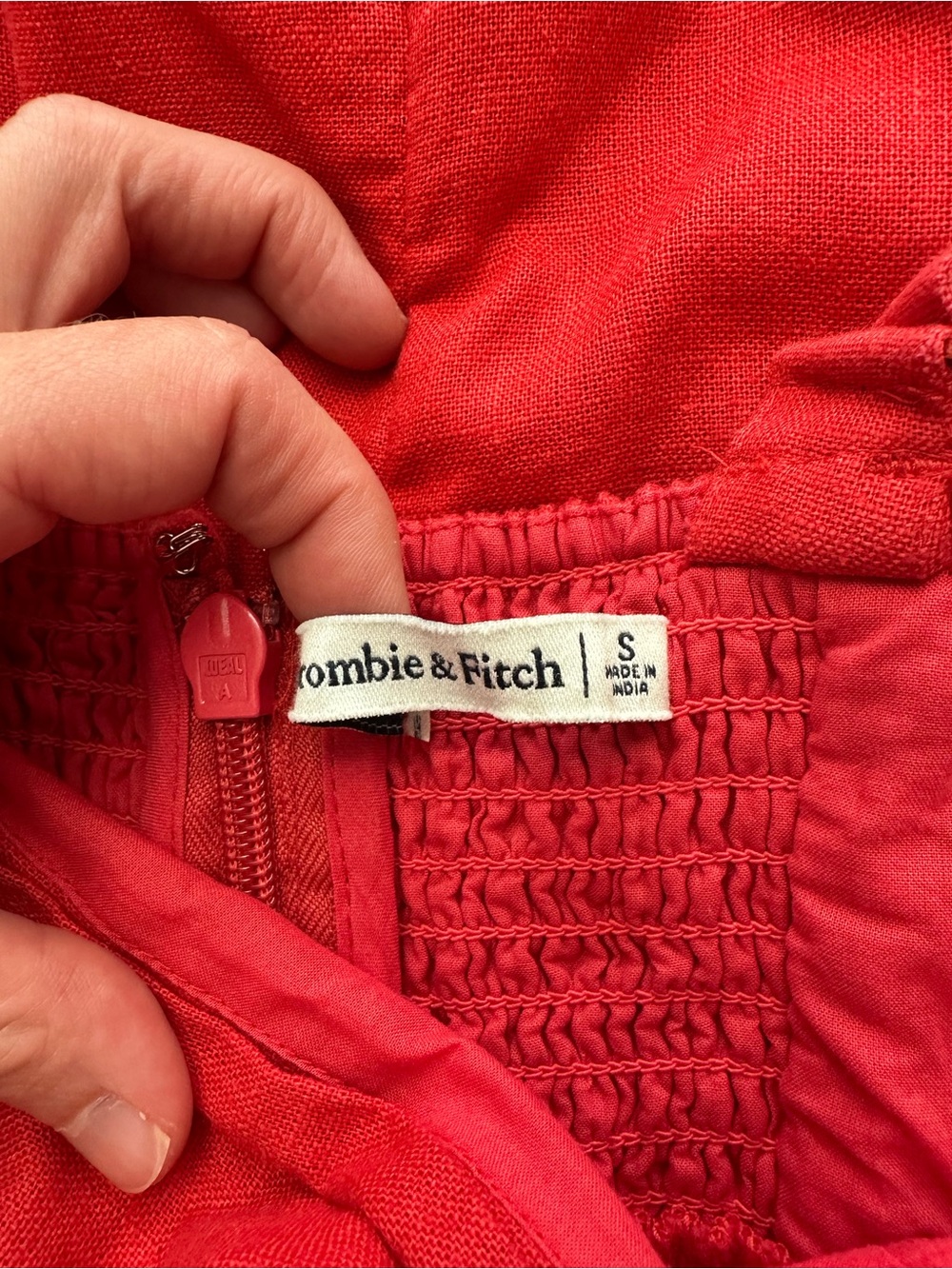 Abercrombie & Fitch Linen Blend Dress with pockets & built in shorts - Picture 3 of 5